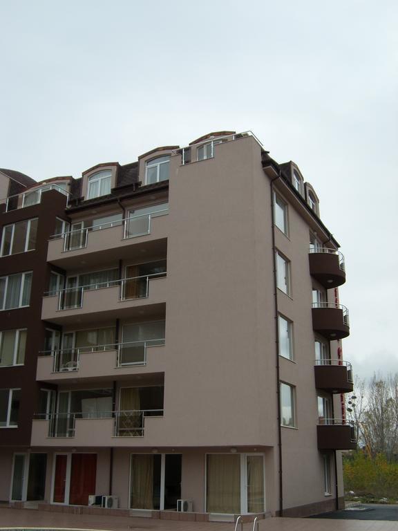 Stella Polaris Apartcomplex 阳光海滩 外观 照片
